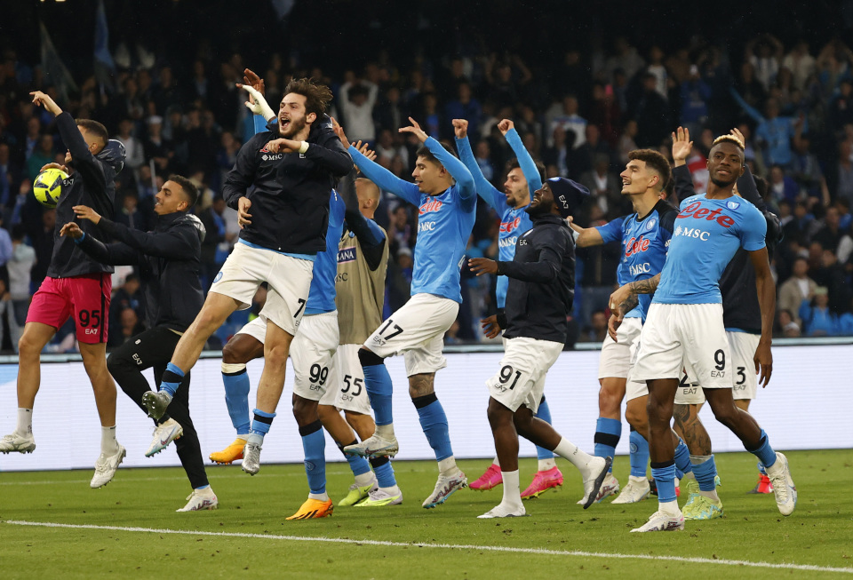 门兴格拉德巴赫vsRB莱比锡：诺伊豪斯、尼科-埃尔维迪首发，劳姆、古拉西奇出战（门兴格拉德巴赫迎战RB莱比锡：诺伊豪斯、尼科-埃尔维迪先发，劳姆与古拉西奇出场）